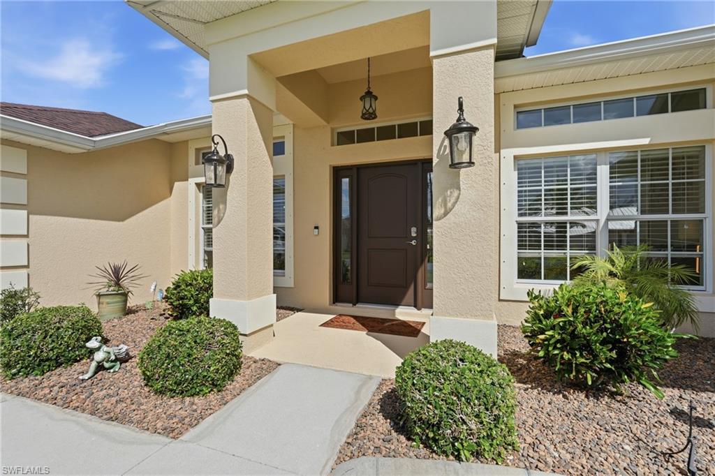 11 Medalist Ln, Rotonda West, FL 33947 photo