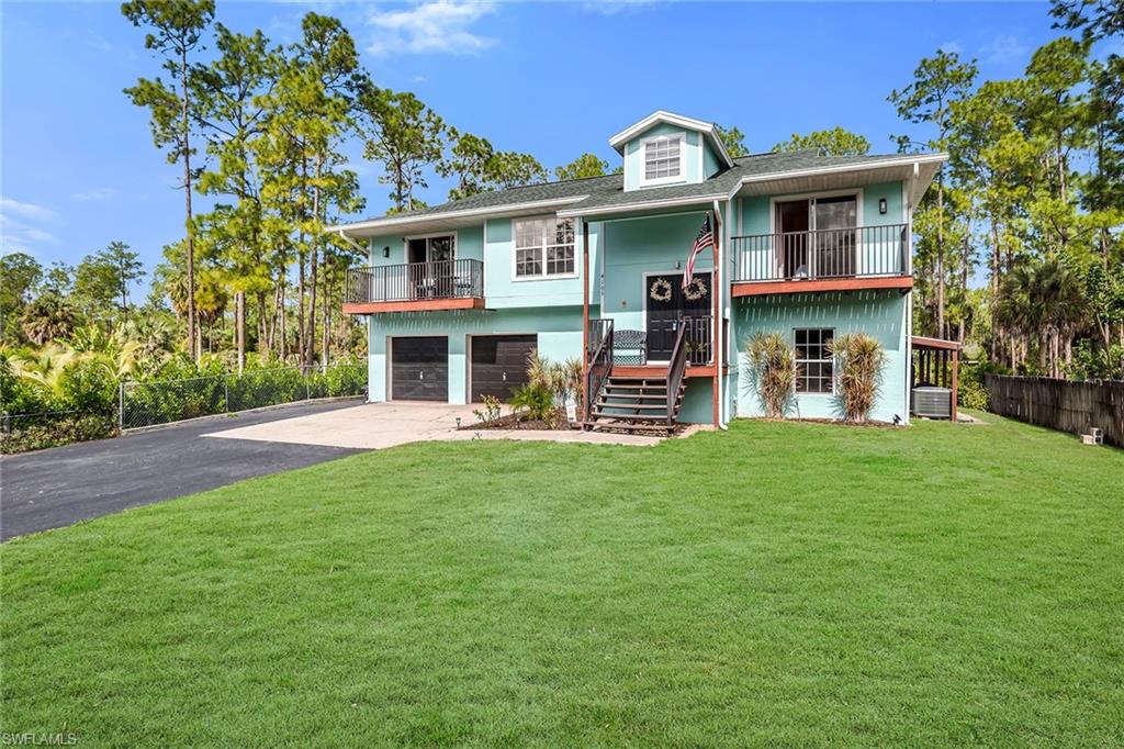 4105 2 Ave, Naples, FL 34120