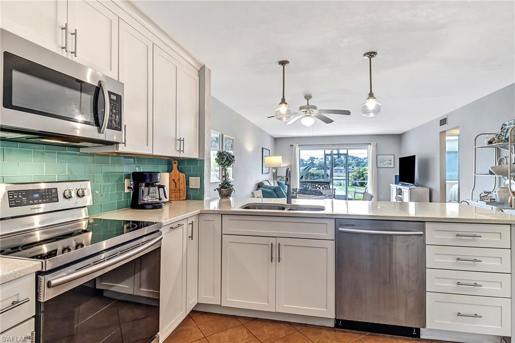 1001 Foxfire Ln #109, Naples, FL 34104 photo