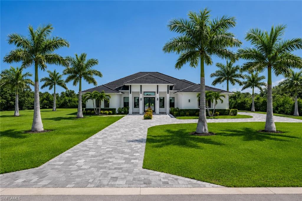9974 Winterview Dr, Naples, FL 34109 photo