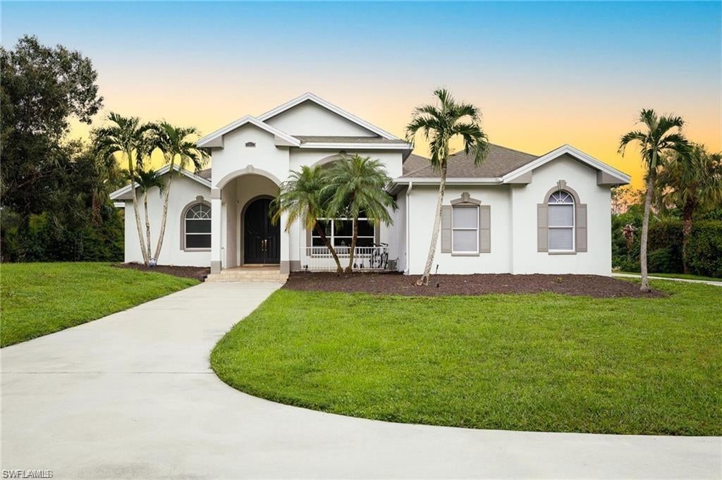 160 Logan Blvd, Naples, FL 34119 photo