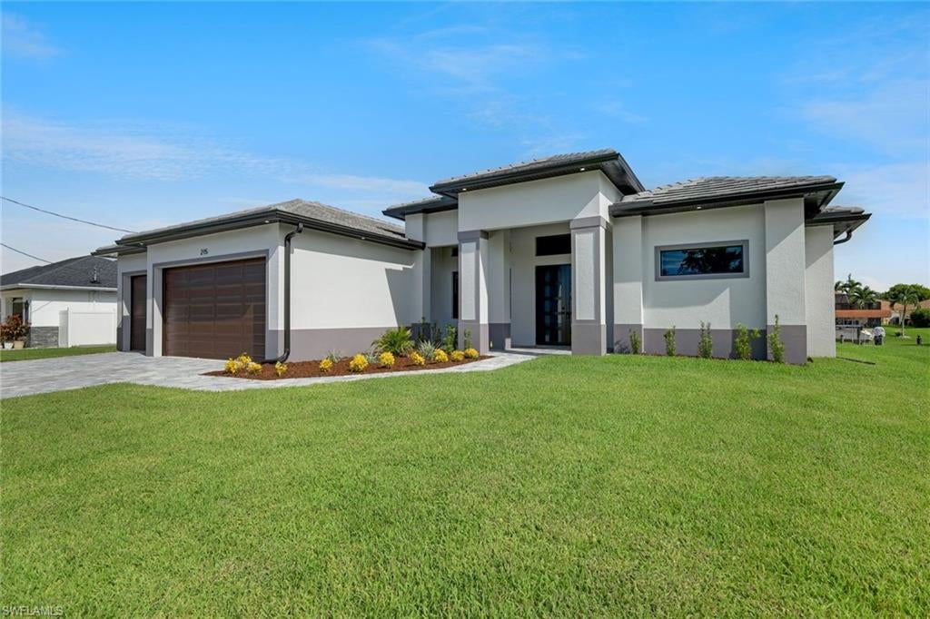 215 37 Ln, Cape Coral, FL 33914