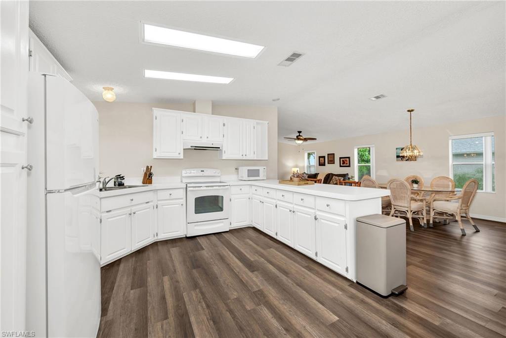 26930 Sammoset Way, Bonita Springs, FL 34135 photo