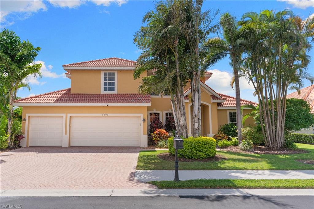 5005 Pond Dr, Naples, FL 34104 photo