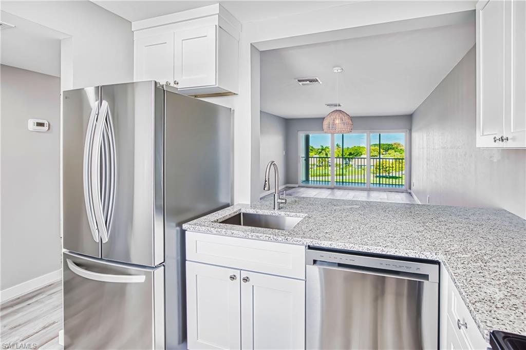 6220 Augusta Dr #410, Fort Myers, FL 33907 photo