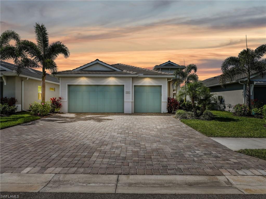 9288 Cayman Dr, Naples, FL 34114 photo