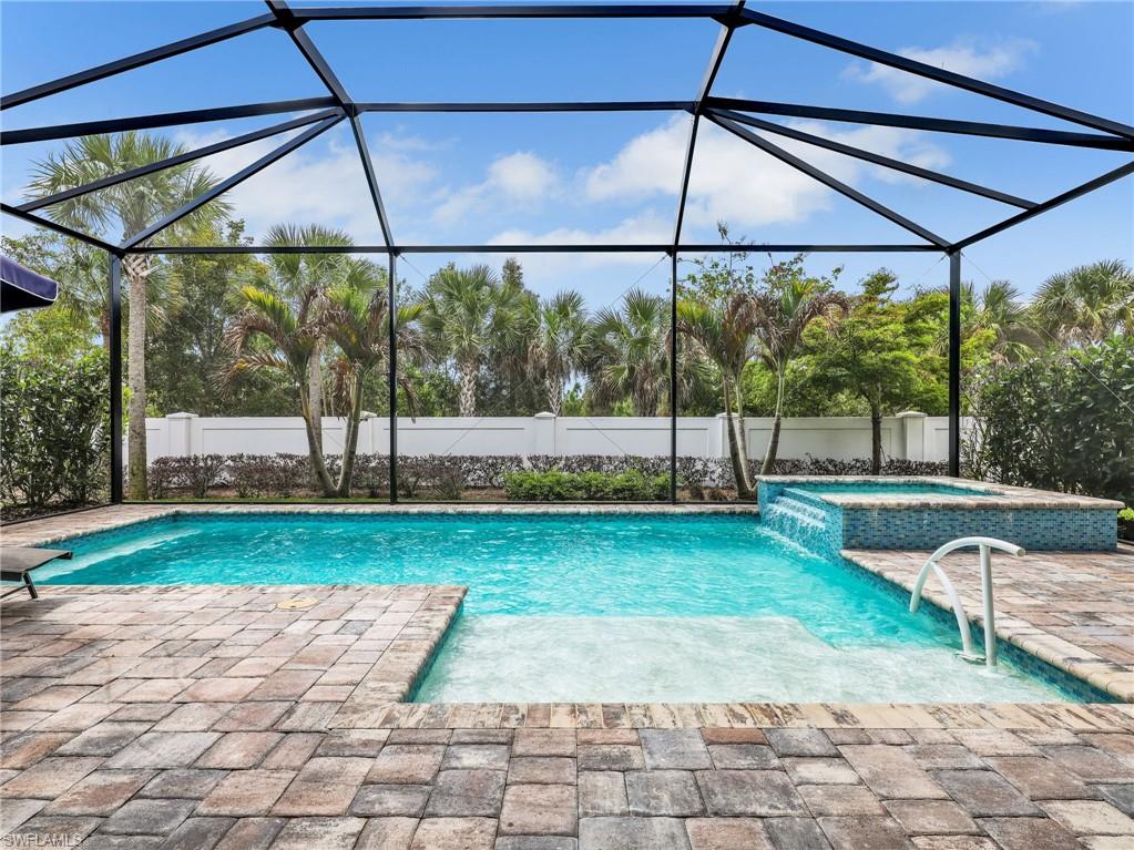 9288 Cayman Dr, Naples, FL 34114 photo