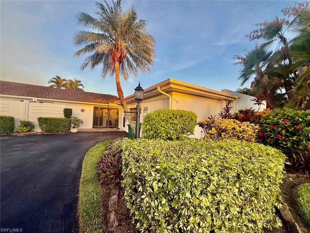4187 Lakewood Blvd #13, Naples, FL 34112 photo