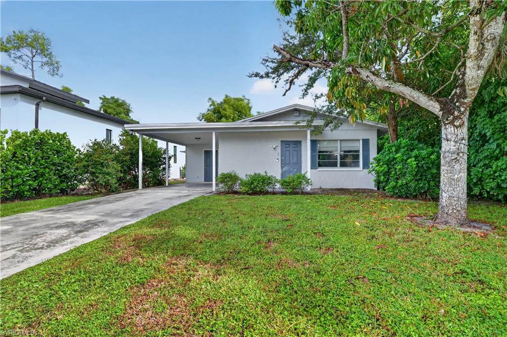 3177 Woodside Ave, Naples, FL 34112 photo