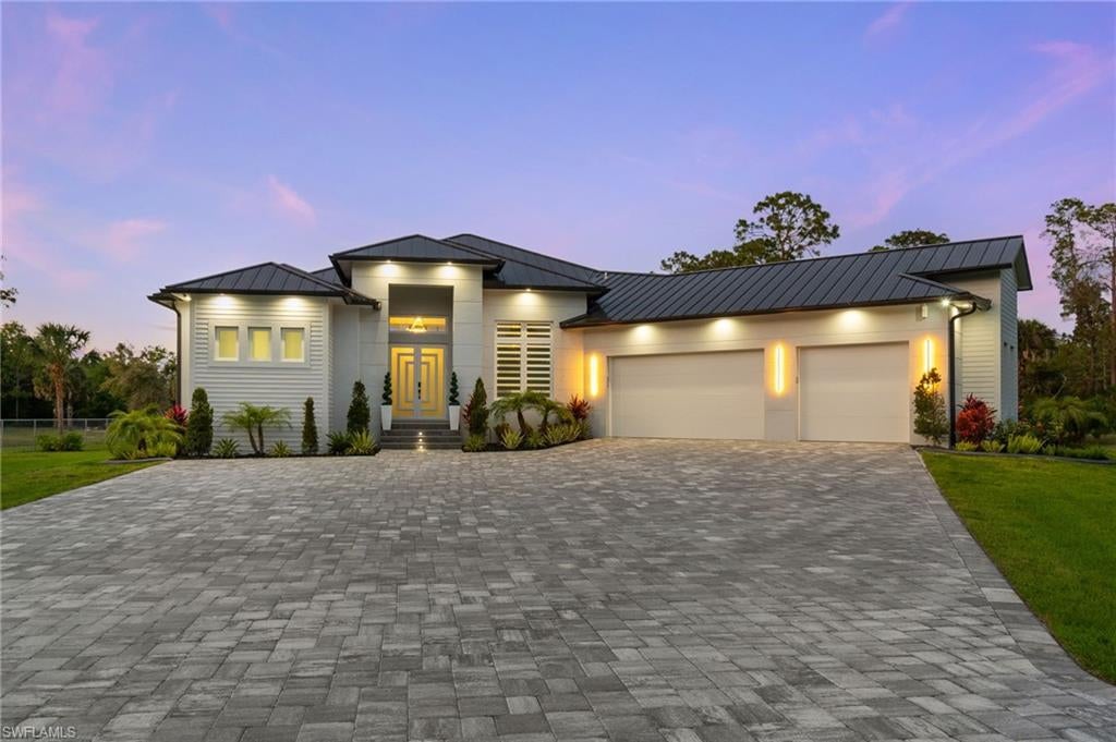 431 16 Ave, Naples, FL 34120