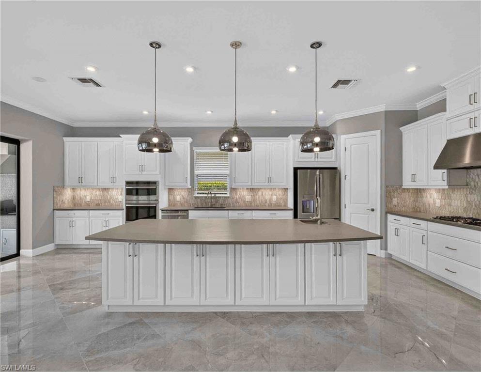15286 Arpino Ct, Naples, FL 34114 photo