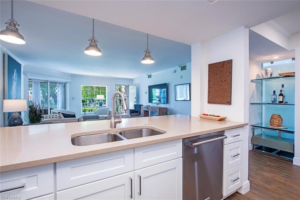 5633 Turtle Bay Dr #35, Naples, FL 34108 photo