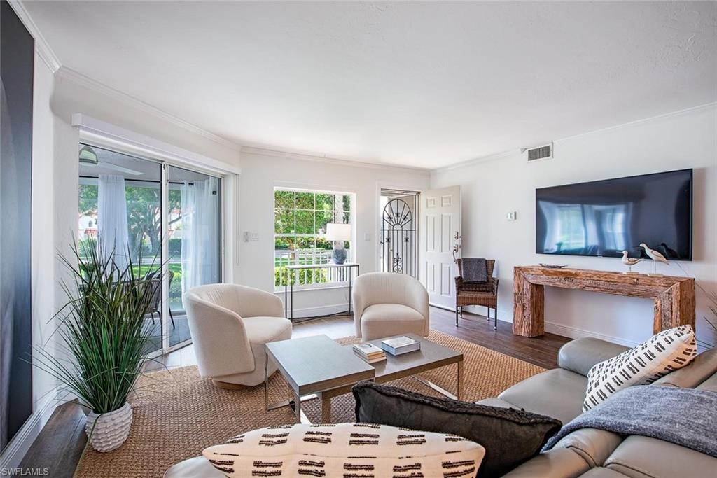 5633 Turtle Bay Dr #35, Naples, FL 34108 photo