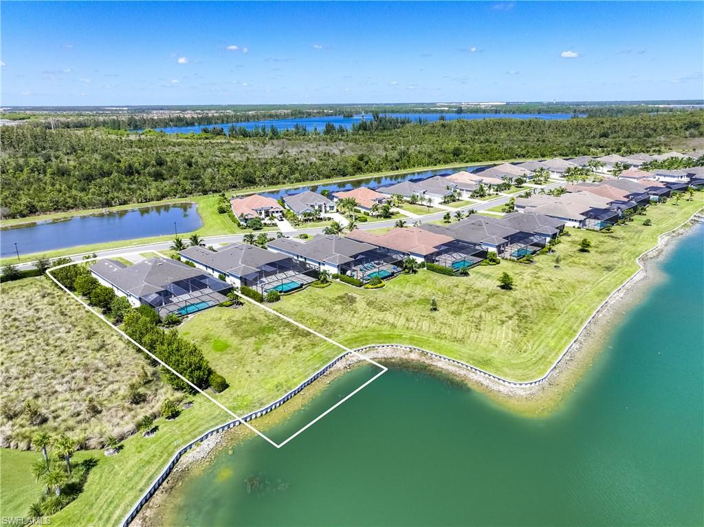 18789 Wildblue Blvd, Estero, FL 33913 photo
