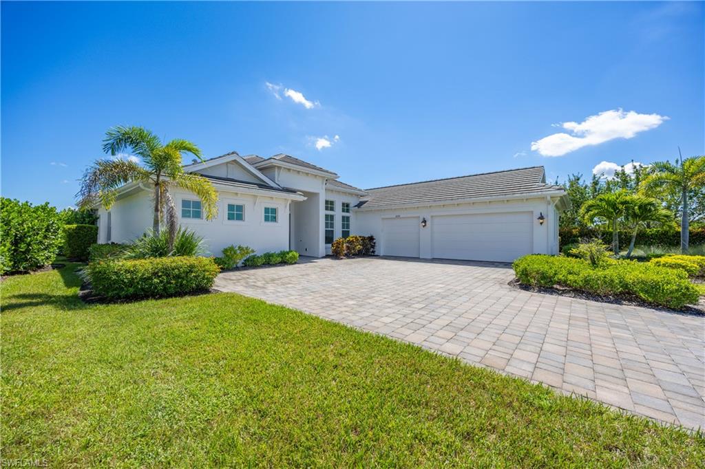 18789 Wildblue Blvd, Estero, FL 33913 photo