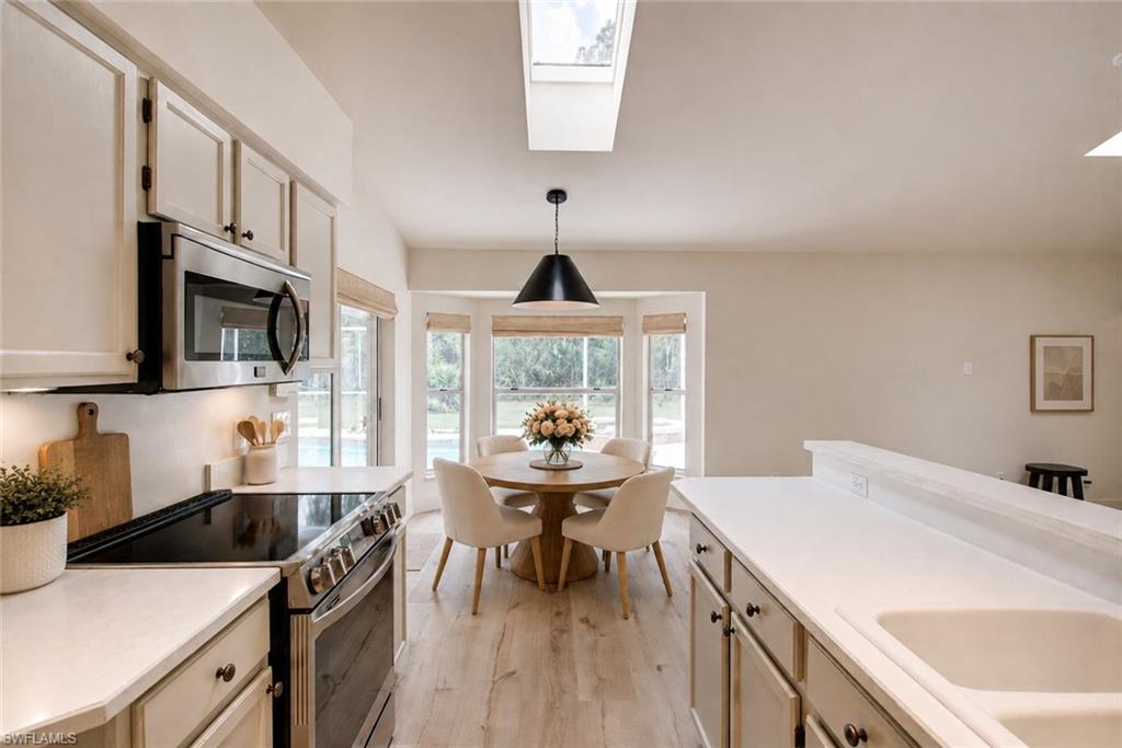 171 5 St, Naples, FL 34117 photo