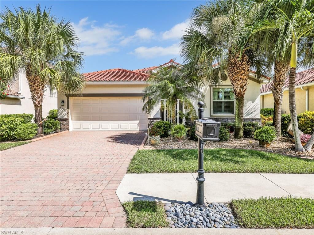 14631 Fern Lake Ct, Naples, FL 34114 photo
