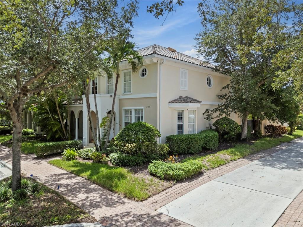 6112 Towncenter Cir, Naples, FL 34119 photo