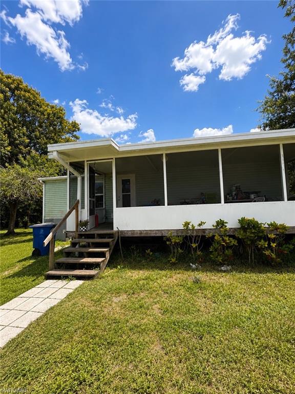 19450 Donna Dr, North Fort Myers, FL 33917 photo