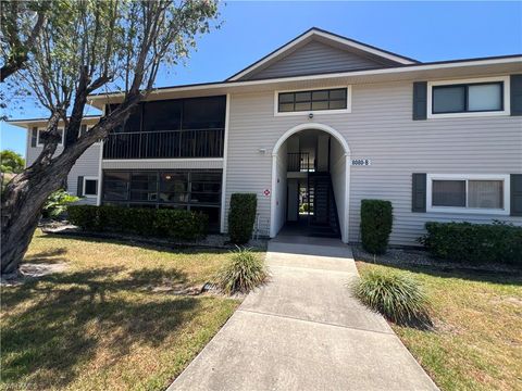 Condominium in FORT MYERS FL 8080 S Woods CIR #11.jpg