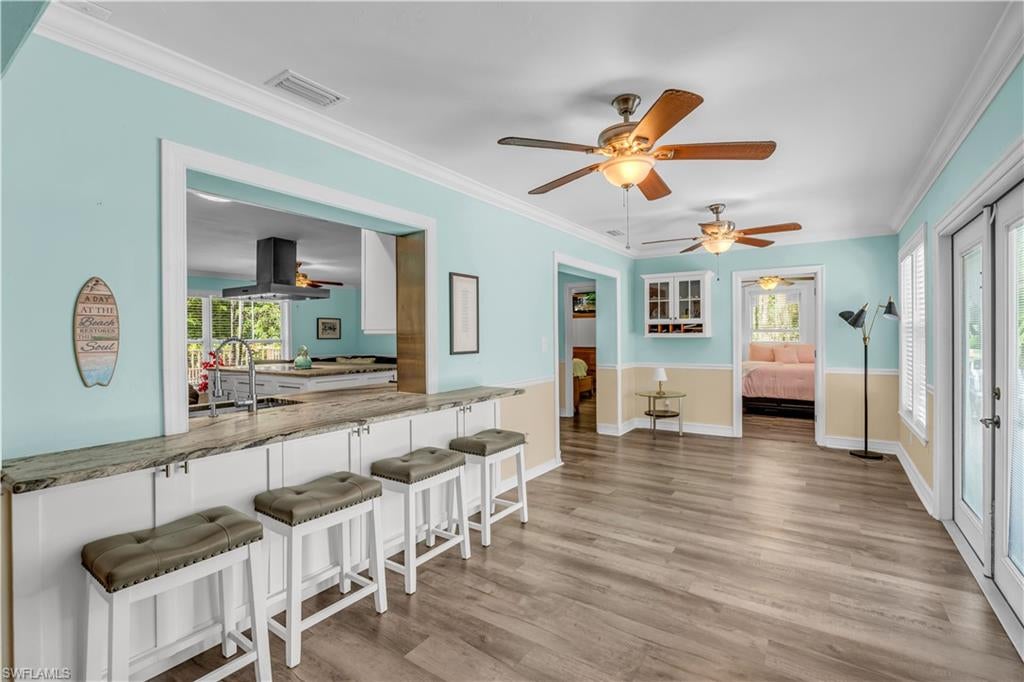 6061 Golden Oaks Ln, Naples, FL 34119 photo