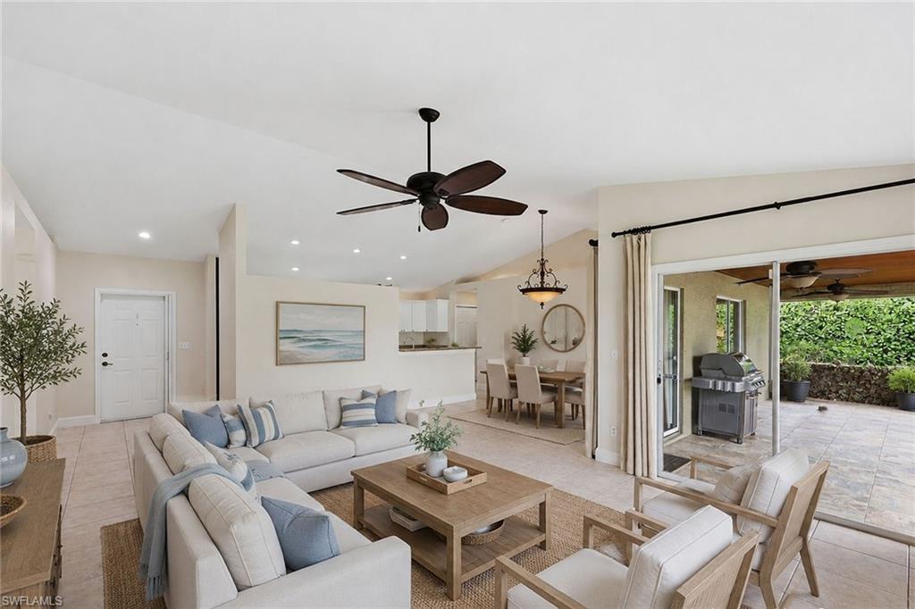 1073 N Alhambra Cir, Naples, FL 34103 photo