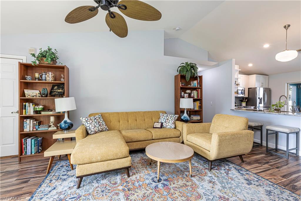4140 SW 8 Ct, Cape Coral, FL 33914 photo