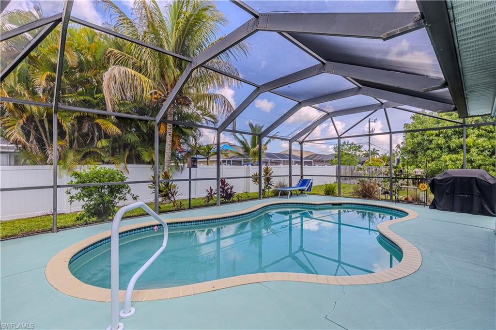 4140 SW 8 Ct, Cape Coral, FL 33914 photo
