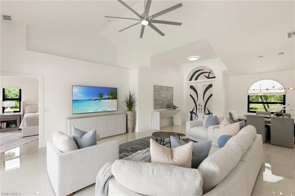 221 10 St, Naples, FL 34117 photo
