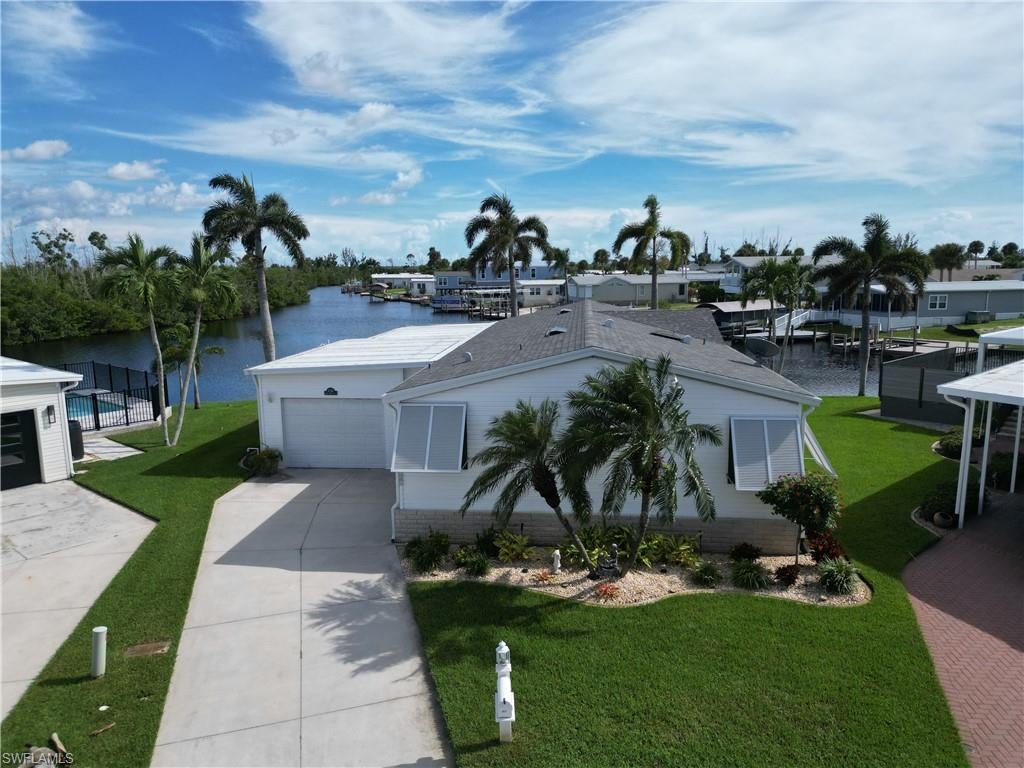 17741 Canal Cove Ct, Fort Myers Beach, FL 33931 photo