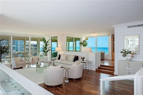 Condominium in NAPLES FL 4301 Gulf Shore BLVD.jpg
