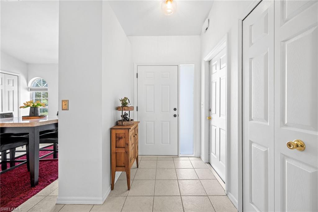 570 22 St, Naples, FL 34120 photo