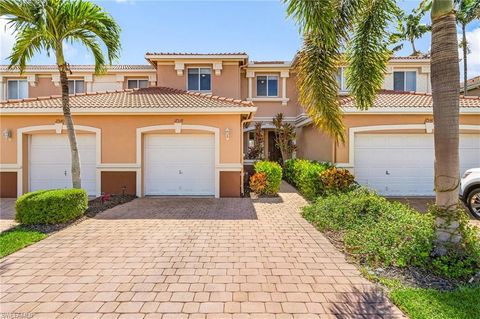Townhouse in FORT MYERS FL 17538 Cherry Ridge LN.jpg