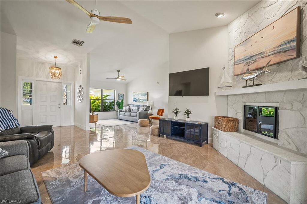 20640 Porthole Ct, Estero, FL 33928 photo