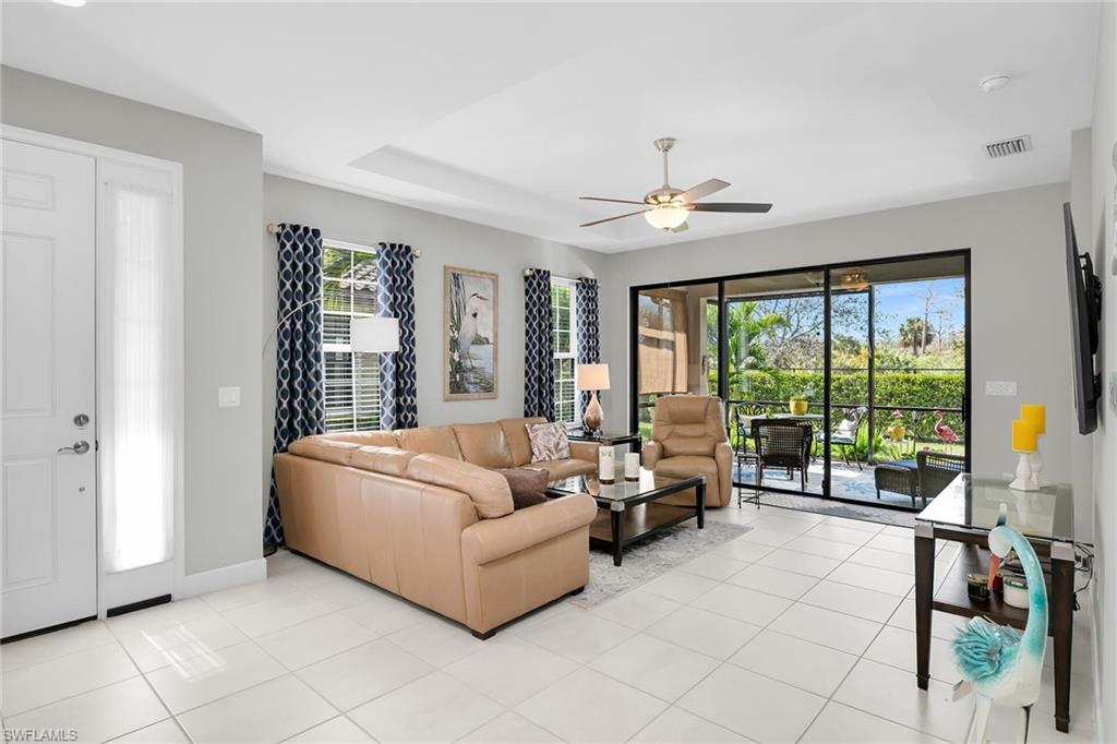 8111 Calle Canovas St, Naples, FL 34114 photo