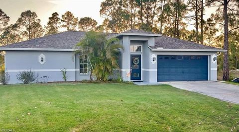 Single Family Residence in LEHIGH ACRES FL 352 Paisley AVE.jpg