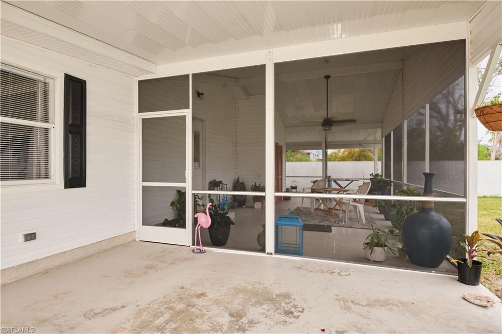 16820 Banyon Dr, Fort Myers, FL 33908 photo