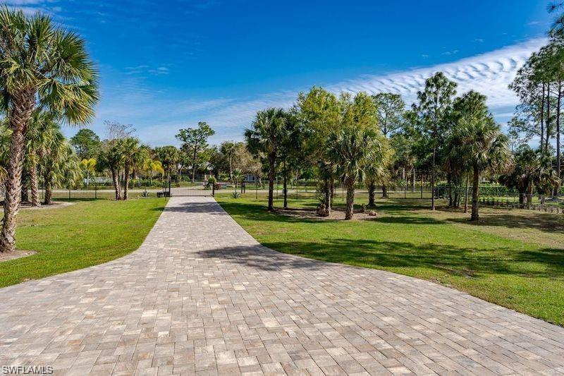 709 15 St, Naples, FL 34117 photo