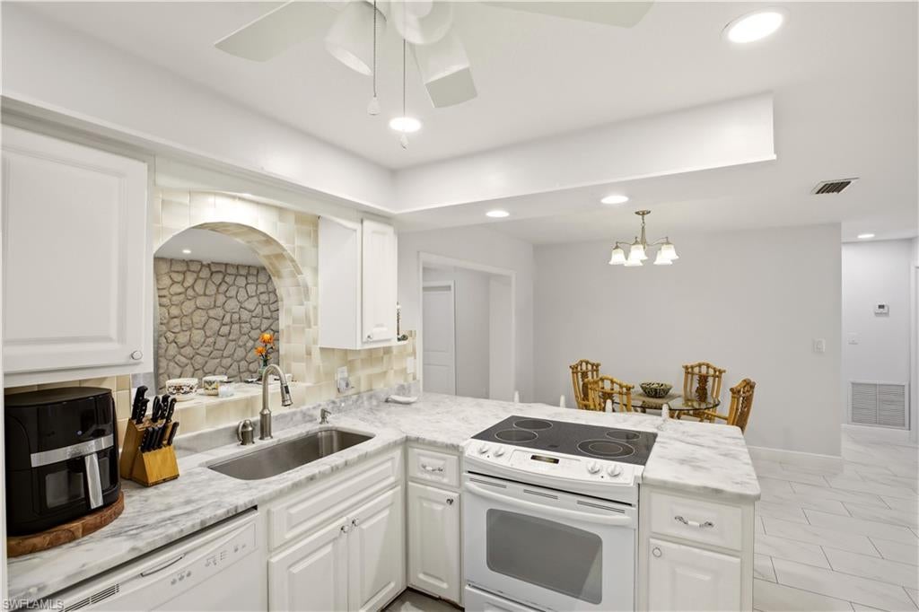 1736 Bonnie Ct, Fort Myers, FL 33901 photo