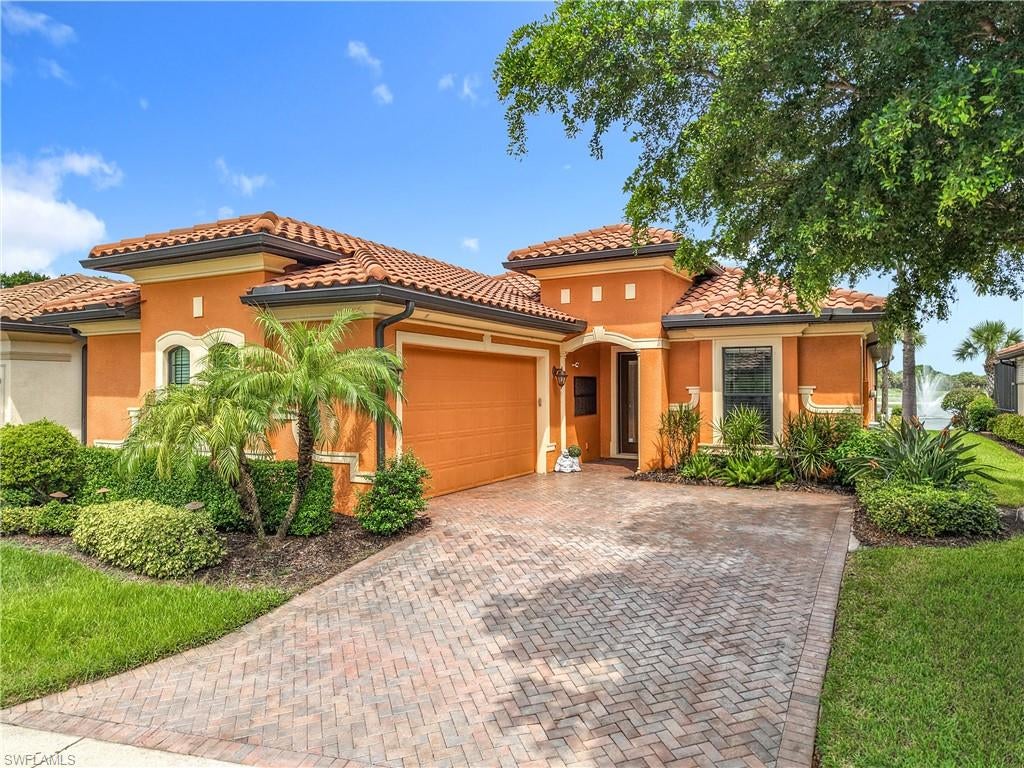 10264 Porto Romano Dr, Miromar Lakes, FL 33913