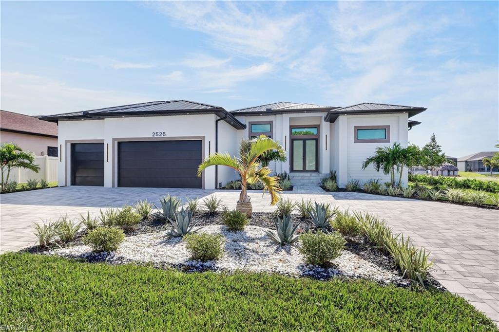 2525 Surfside Blvd, Cape Coral, FL 33914