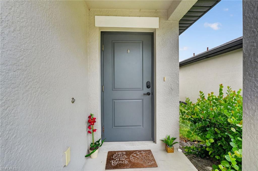 17742 Paradiso Way, North Fort Myers, FL 33917 photo