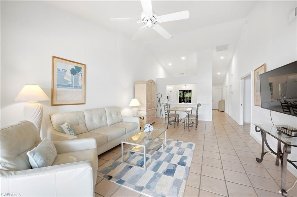 2872 W Crown Pointe Blvd, Naples, FL 34112 photo