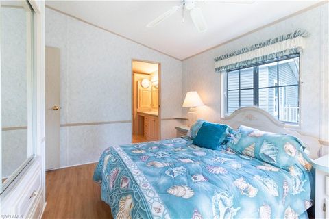 Manufactured Home in ESTERO FL 10903 Peregrine Falcon CIR 13.jpg