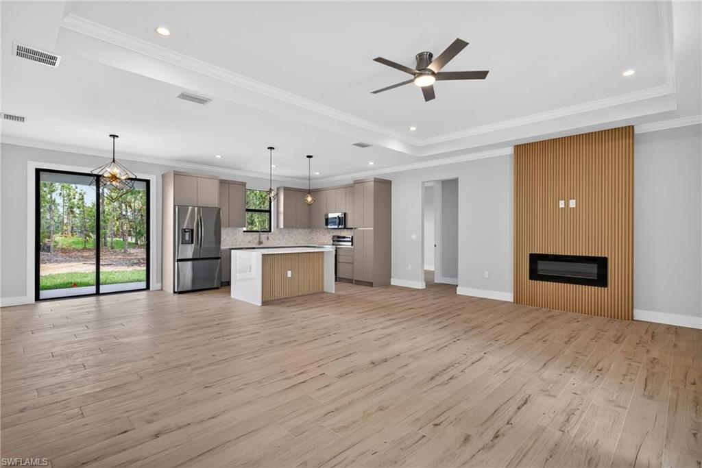 848 Desoto Blvd, Naples, FL 34117 photo