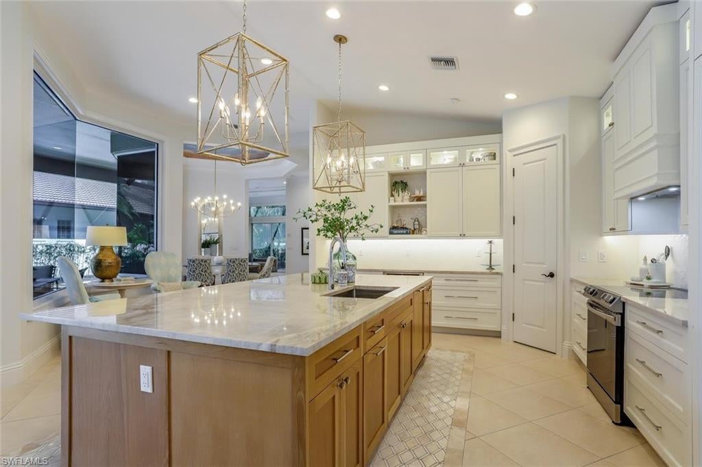 3137 Terramar Dr, Naples, FL 34119 photo