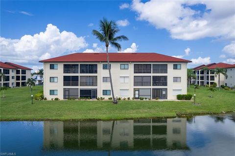 Condominium in FORT MYERS FL 11140 Caravel CIR #106.jpg
