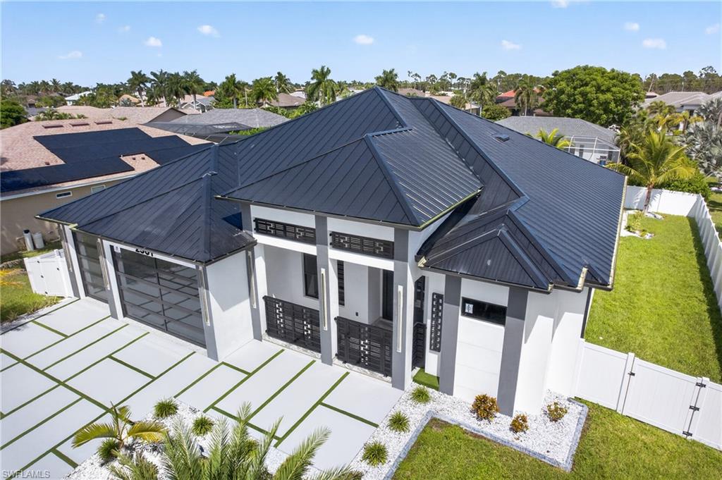 2301 SW 39 Ter, Cape Coral, FL 33914 photo