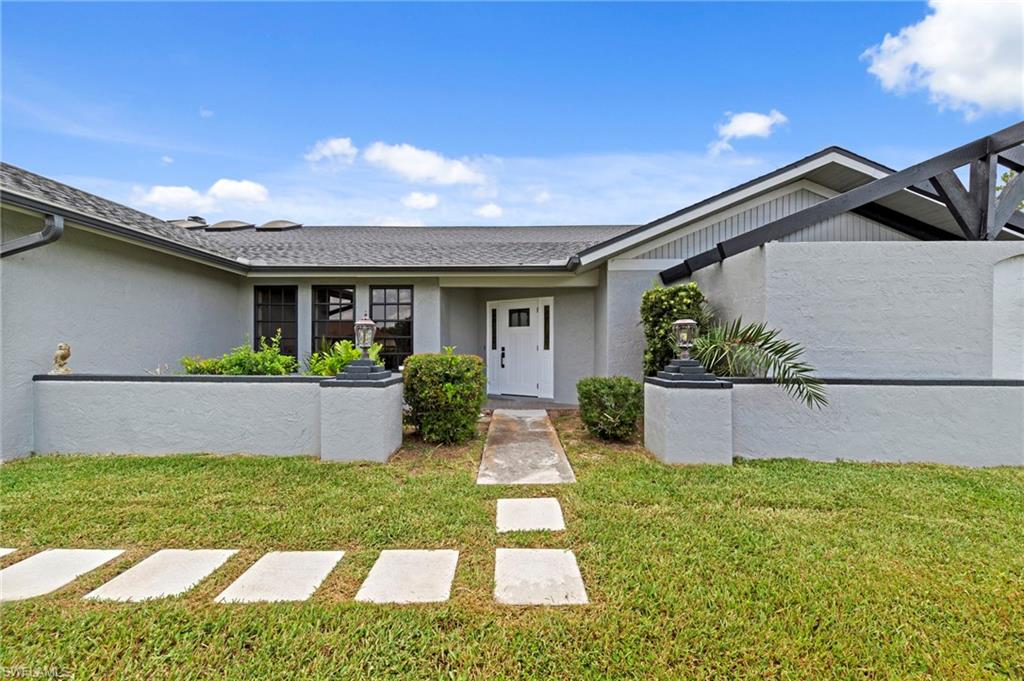 17209 Castleview Dr, North Fort Myers, FL 33917 photo