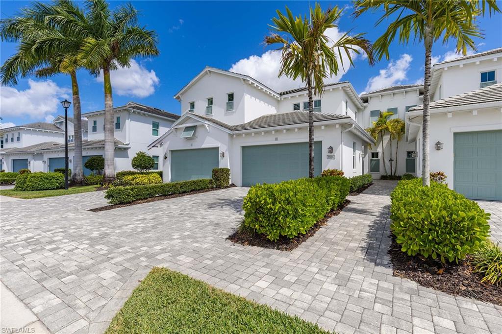 8936 Saint Lucia Dr #101, Naples, FL 34114 photo